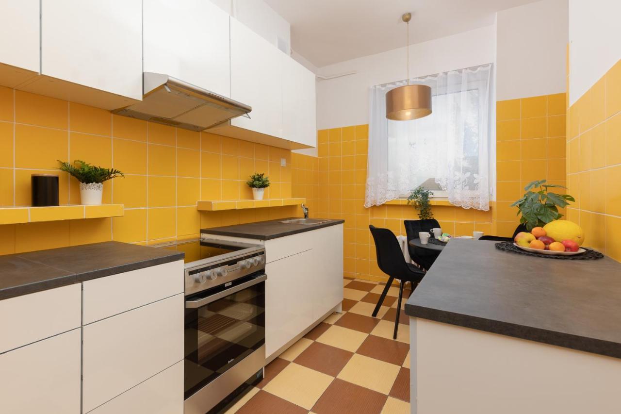 Metro Plac Wilsona Apartments Mickiewicza By Noclegi Renters Warsawa Bagian luar foto