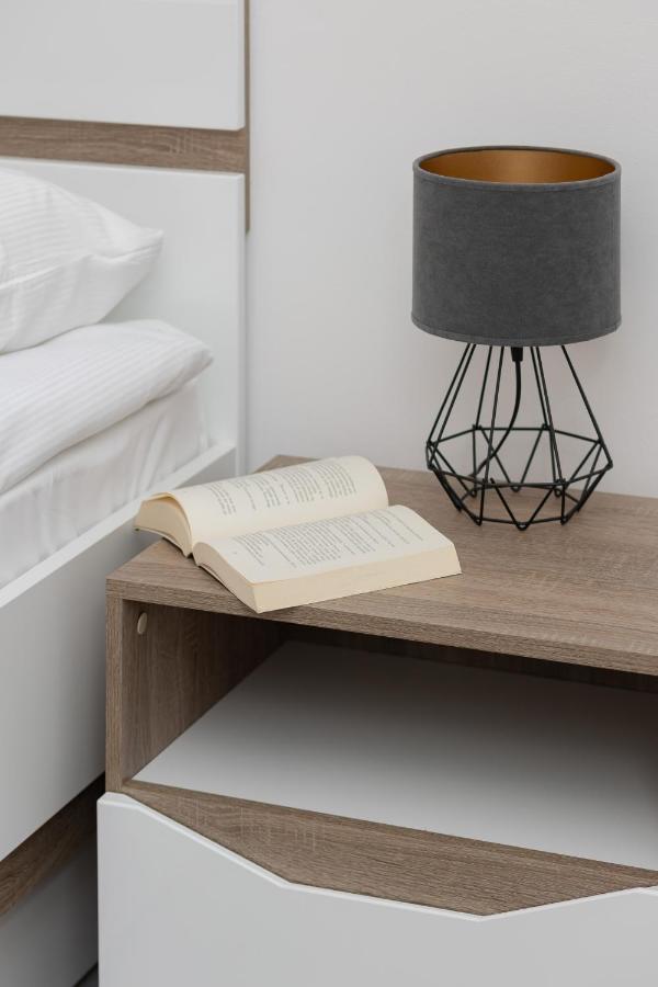 Metro Plac Wilsona Apartments Mickiewicza By Noclegi Renters Warsawa Bagian luar foto